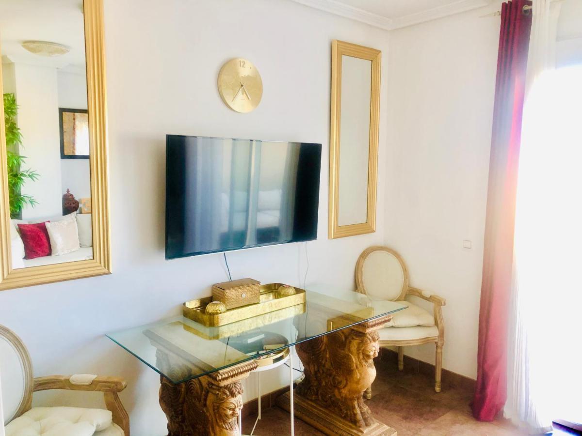 ÁTICO DELUXE entre CENTRO y PLAYA Salinas con TERRAZA, WIFI, PISCINA climatizada, GYM, SAUNA y GARAJE -Smart TV Roquetas de Mar Exterior foto