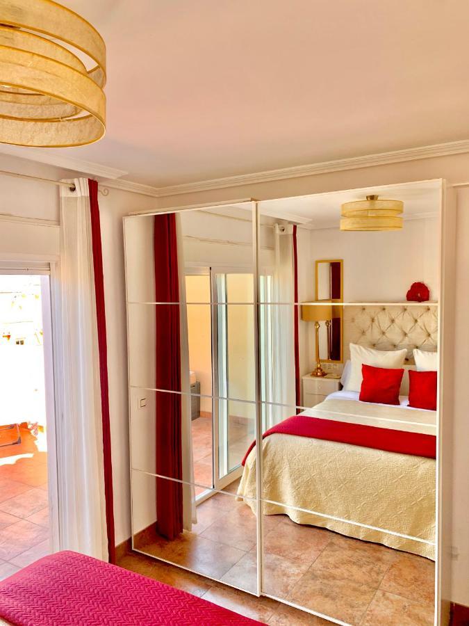ÁTICO DELUXE entre CENTRO y PLAYA Salinas con TERRAZA, WIFI, PISCINA climatizada, GYM, SAUNA y GARAJE -Smart TV Roquetas de Mar Exterior foto